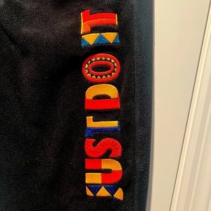 NIKE Men’s Fleece Sweats